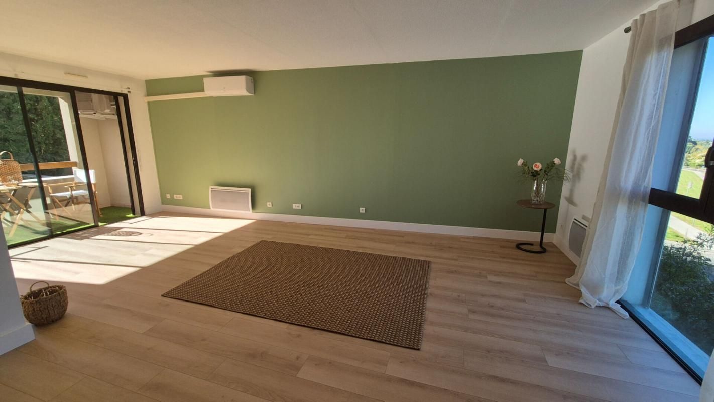CARPENTRAS Appartement Carpentras 3 pièce(s) 73.4 m2    185 000 1