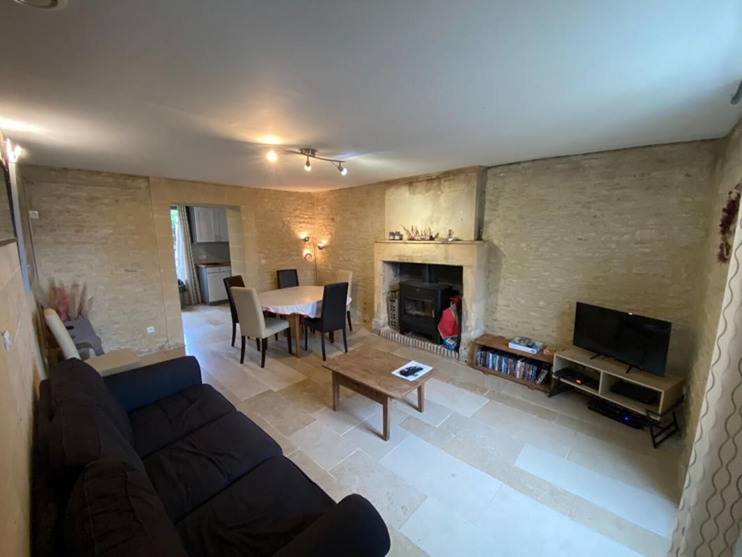 COLOMBIERS-SUR-SEULLES Maison Colombiers Sur Seulles 3 pièce(s) 104 m2 2