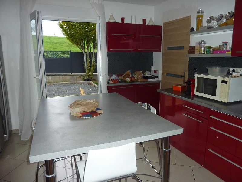 CONTREXEVILLE CONTREXEVILLE 8814O. Maison de plain-pied avec étage, 5 pièces 3
