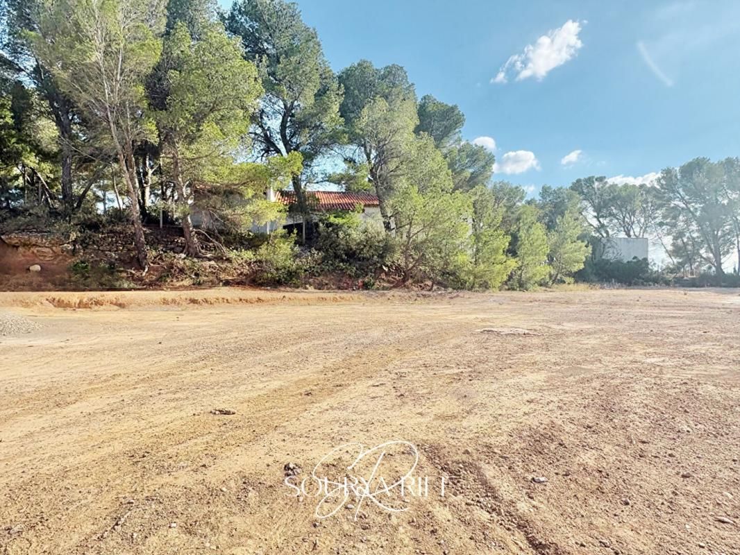 LEZIGNAN-CORBIERES Beau Terrain constructible quartier de la Pinède , Lezignan Corbieres 452 m2 3