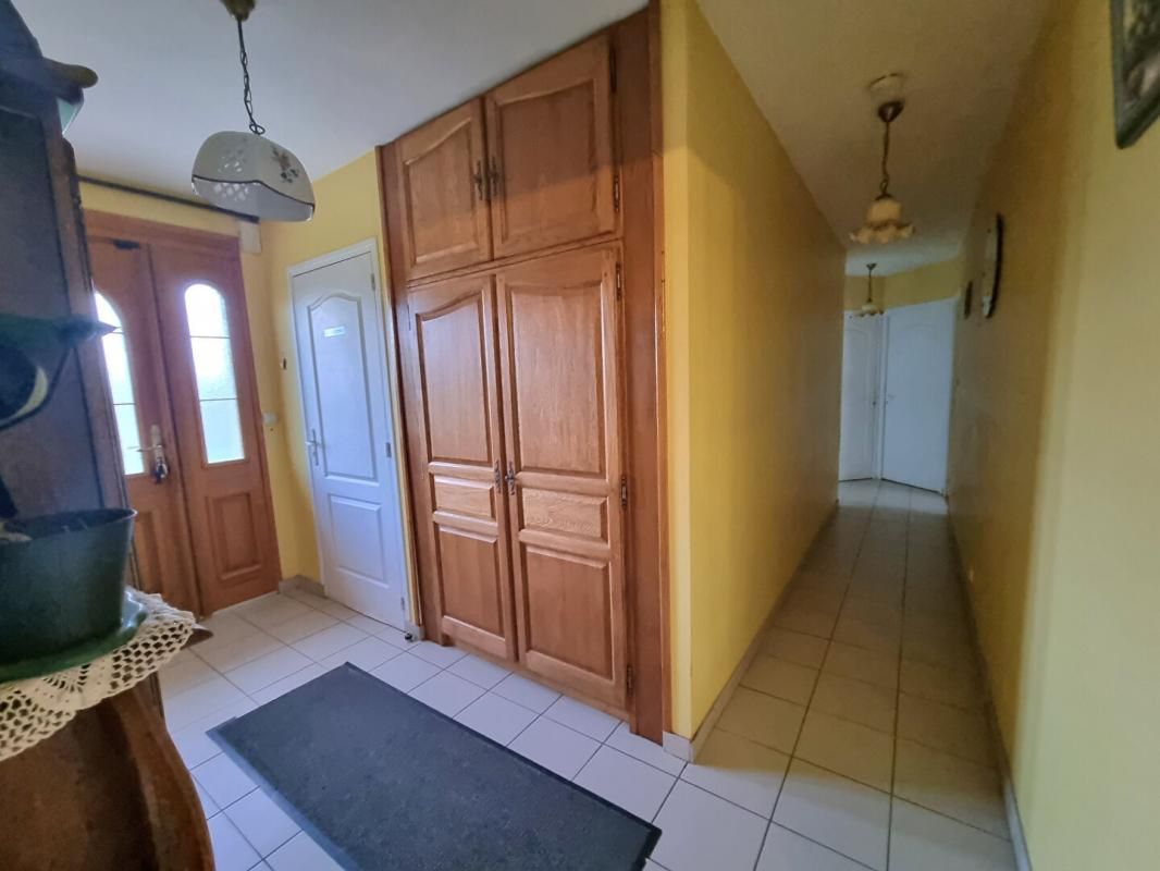 ORIGNY-EN-THIERACHE Maison 5 pièce(s) 105 m2 4
