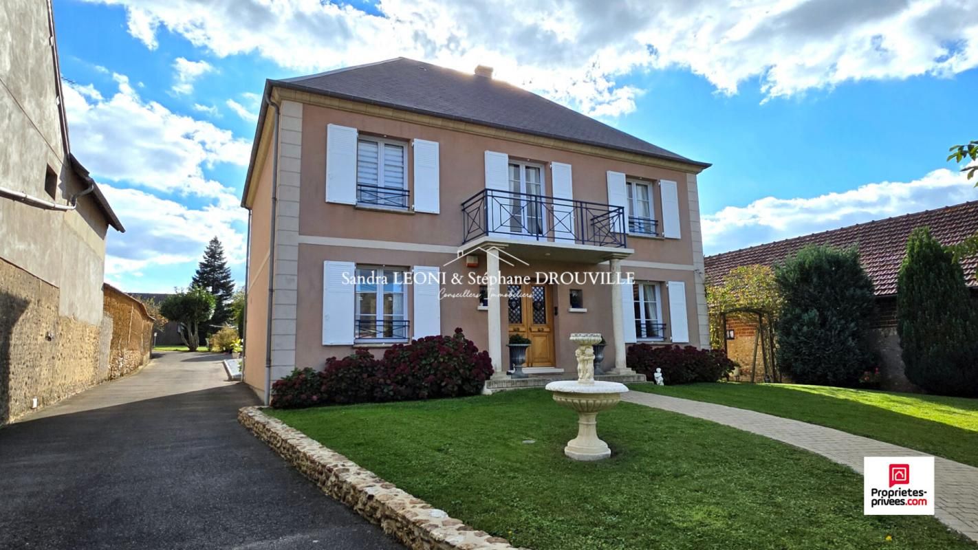EPERNON PROCHE EPERNON - MAGNIFIQUE MAISON CONTEMPORAIRE, 7 PIECES + DEPENDANCE 2