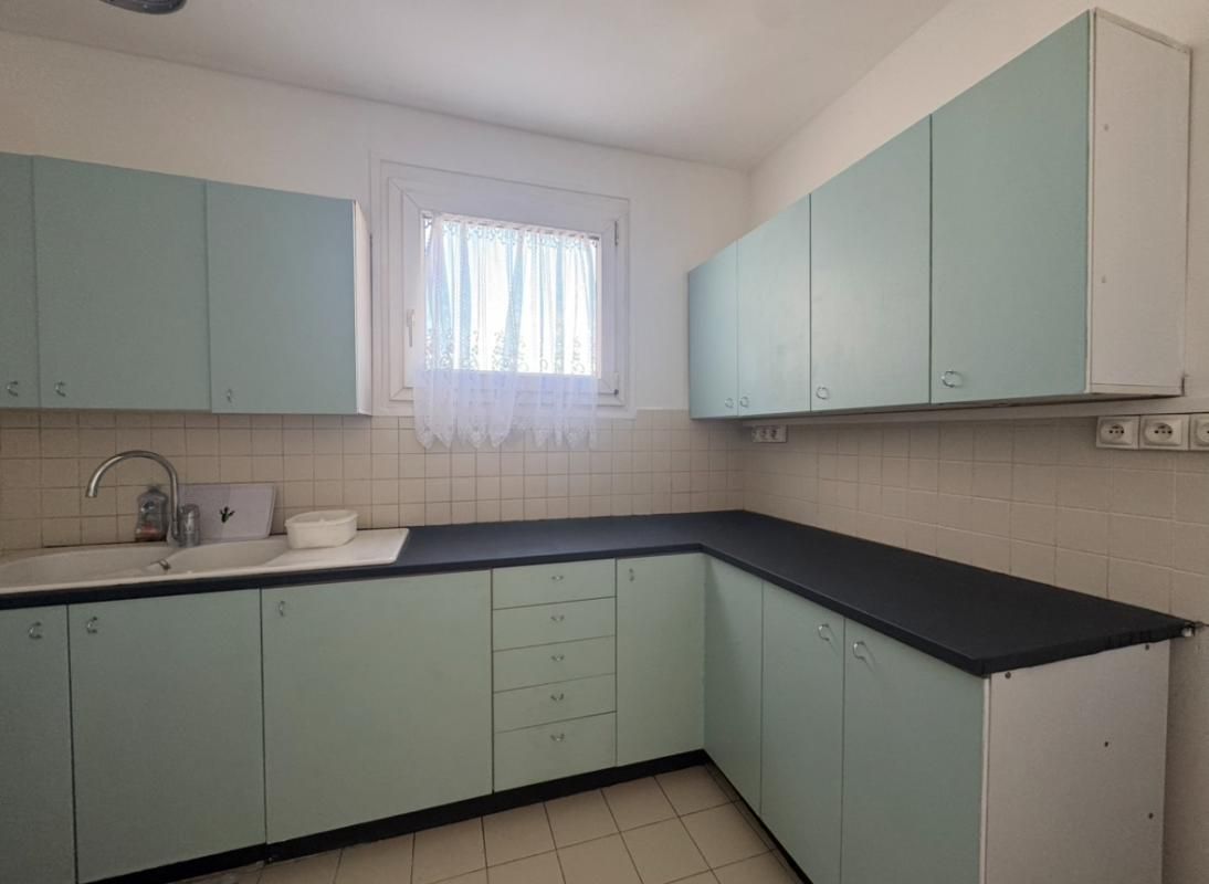 VILLEJUIF À 10 min à pied de la nouvelle station de métro ligne 14 - L'Haÿ-les-Roses (Grand Paris Express) - Appartement 2P 45 m² avec Balcon, cave et parking 4