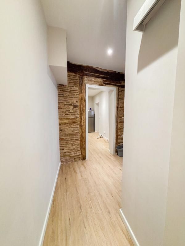 CASTRES Charmant T2 rénové de 48 m² - Centre-ville au calme 3
