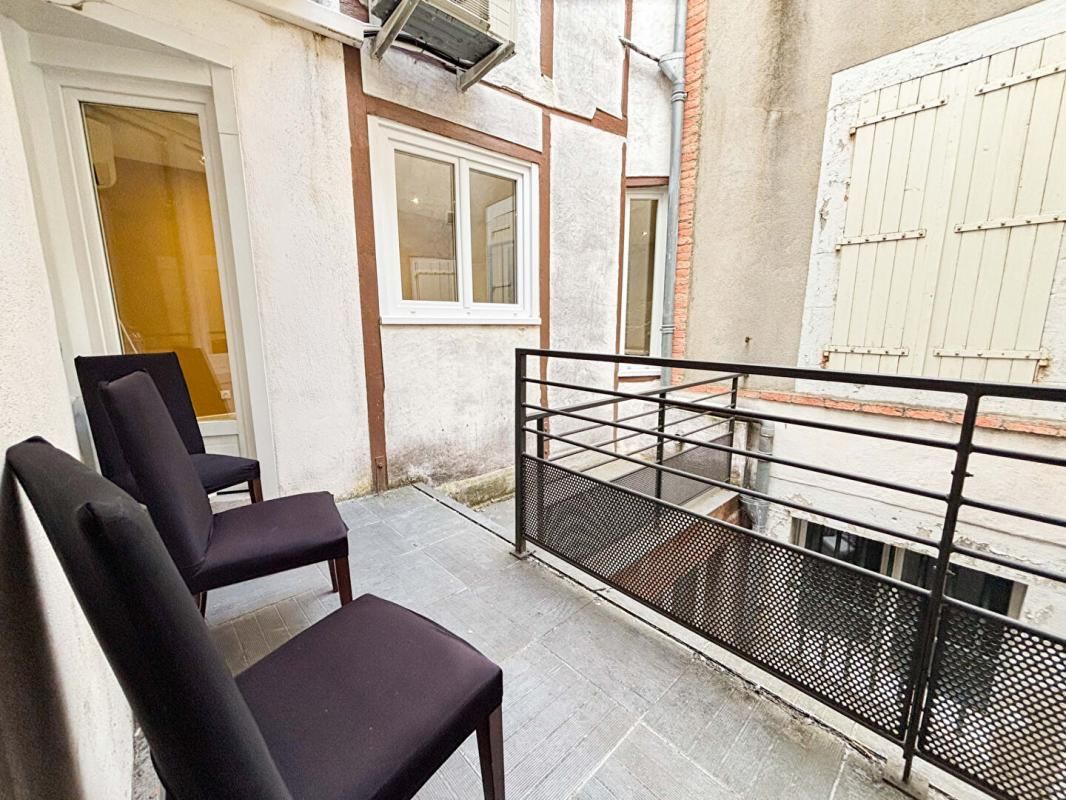 CASTRES Charmant T2 rénové de 48 m² - Centre-ville au calme 4