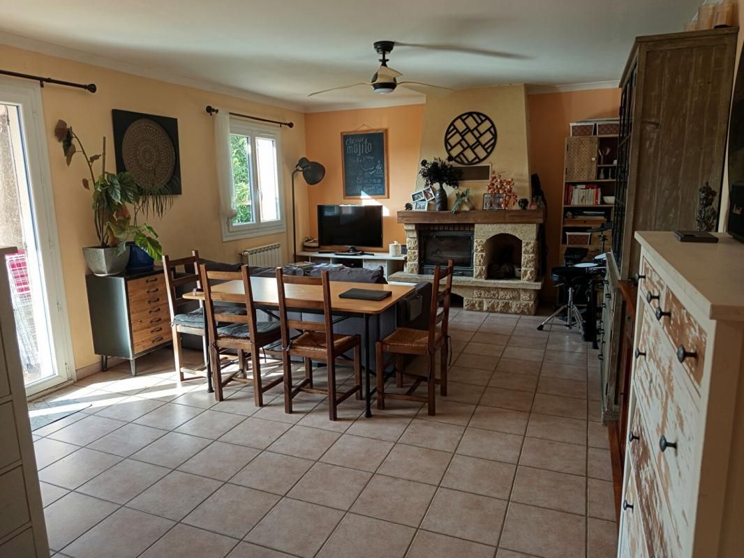 MONTSEGUR-SUR-LAUZON Villa Plain Pied 94m² sur terrain de 4600m², Montségur sur Lauzon, 249 000HAI 3