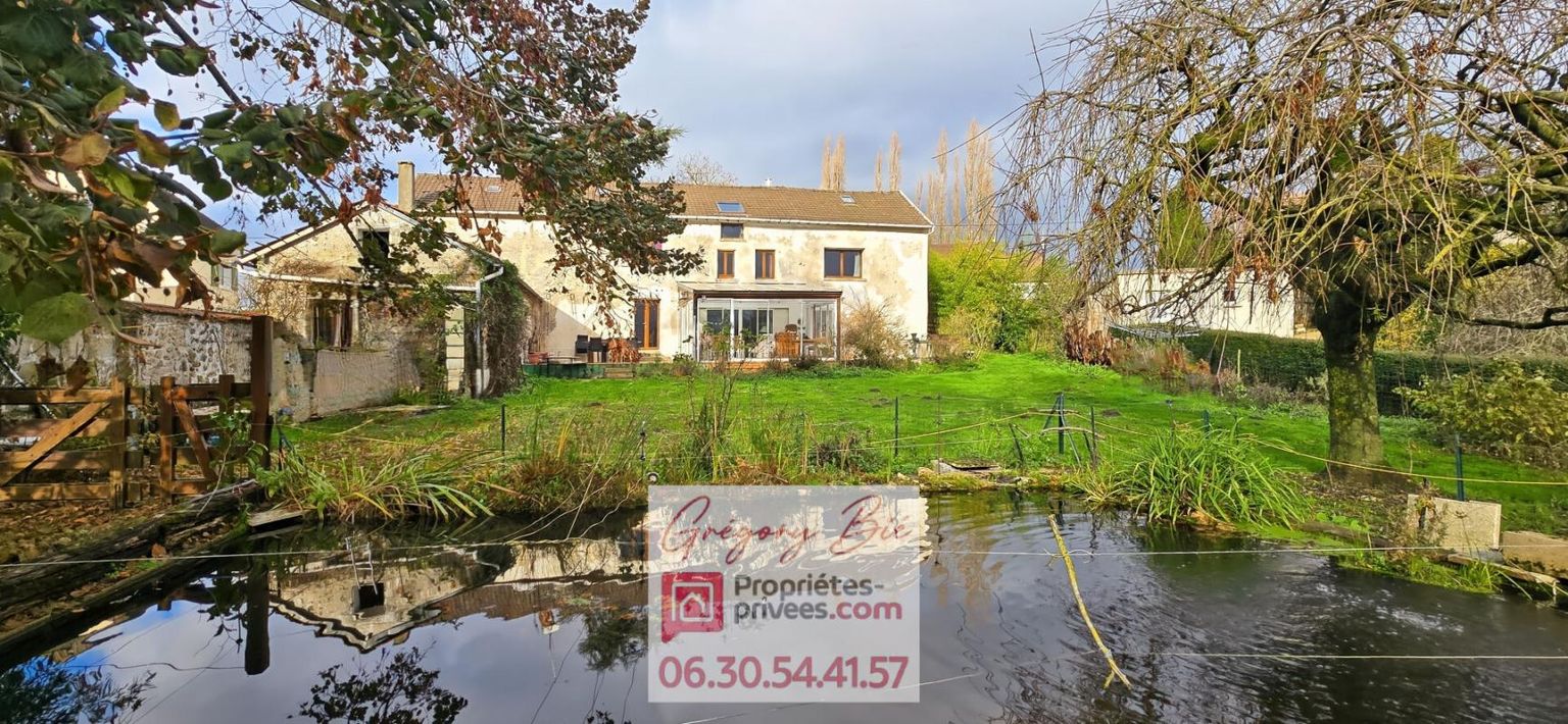 LA FERTE-SOUS-JOUARRE Maison  10 pièce(s) 250 m2 3