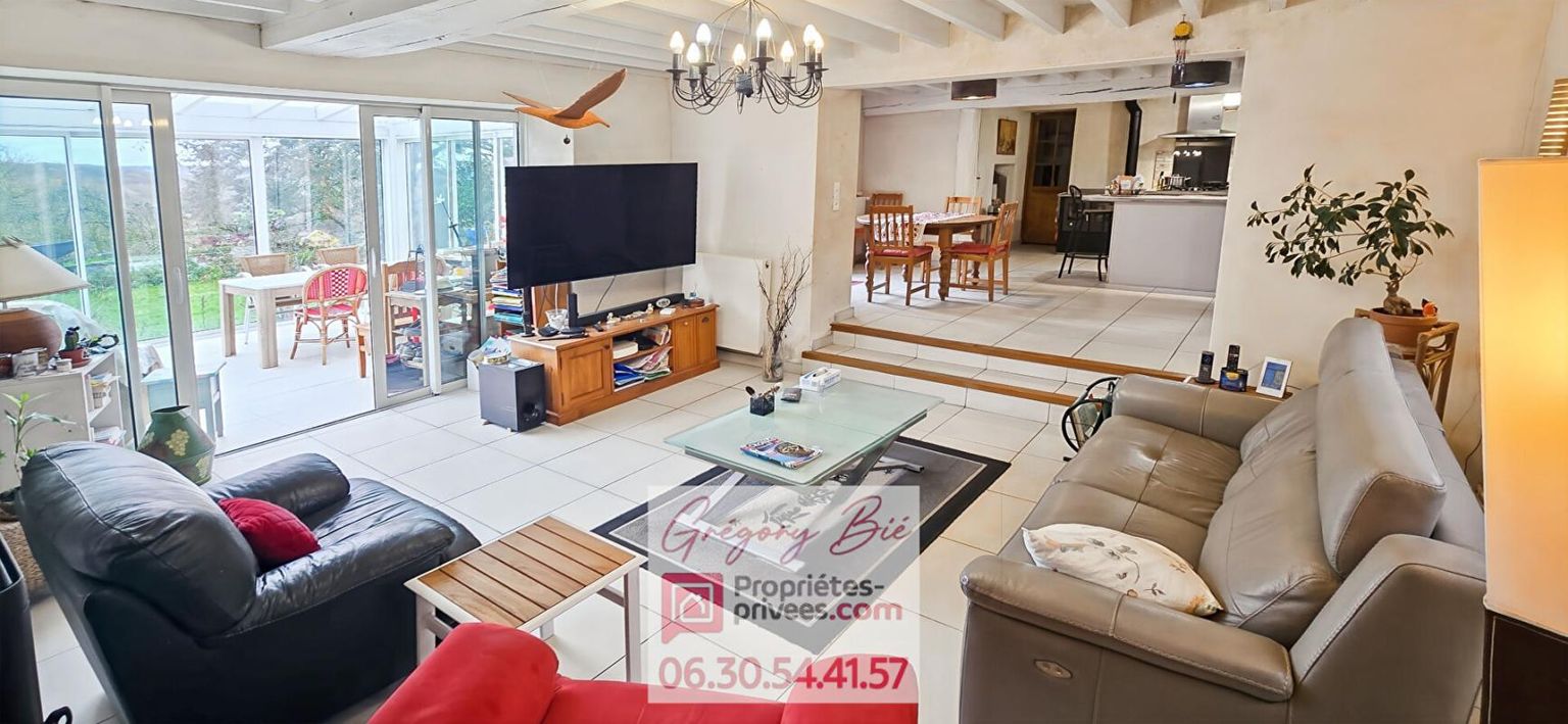 LA FERTE-SOUS-JOUARRE Maison  10 pièce(s) 250 m2 4