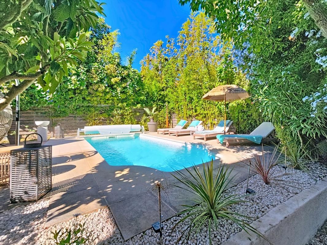 LA SEYNE-SUR-MER MARVIVO - Villa citadine, 172 m², 5 chambres dt 1 rdc, piscine et garage 2