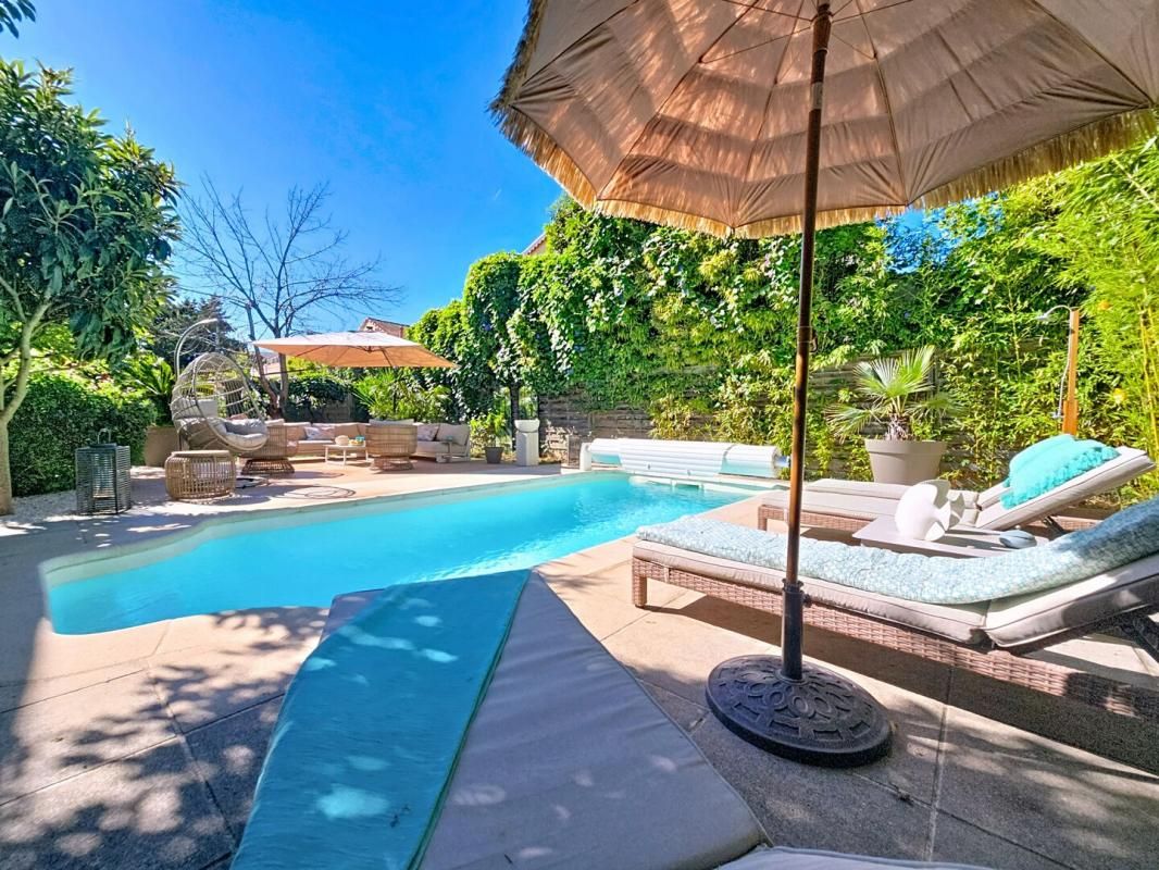 LA SEYNE-SUR-MER MARVIVO - Villa citadine, 172 m², 5 chambres dt 1 rdc, piscine et garage 3