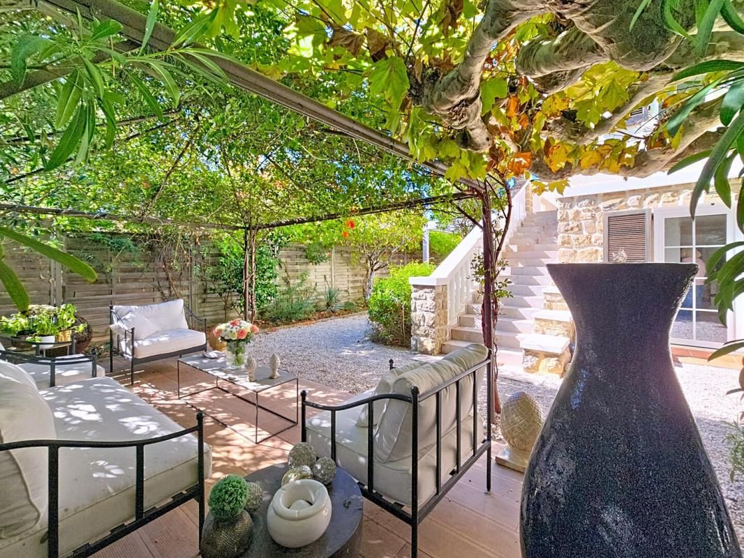 LA SEYNE-SUR-MER MARVIVO - Villa citadine, 172 m², 5 chambres dt 1 rdc, piscine et garage 4