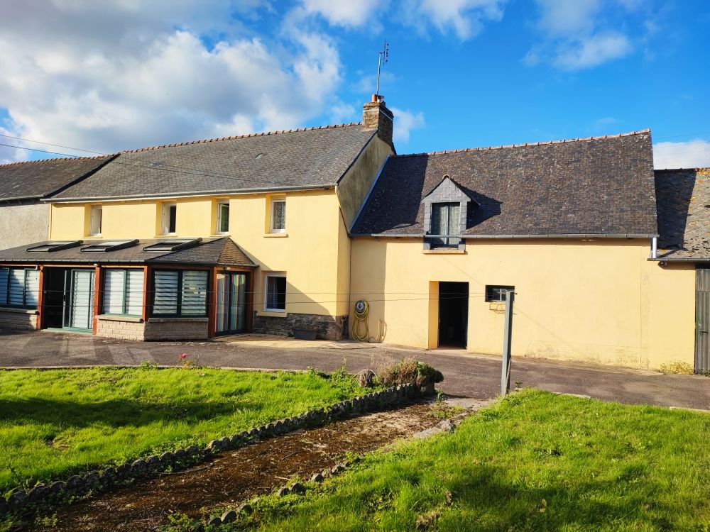 MERDRIGNAC Maison 5 pièce(s) 130 m2 1