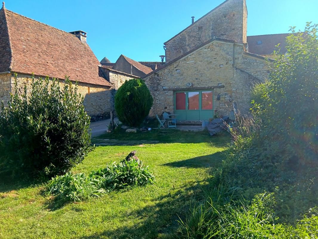 LES ARQUES Maison de village avec jardin Les Arques 46250 3