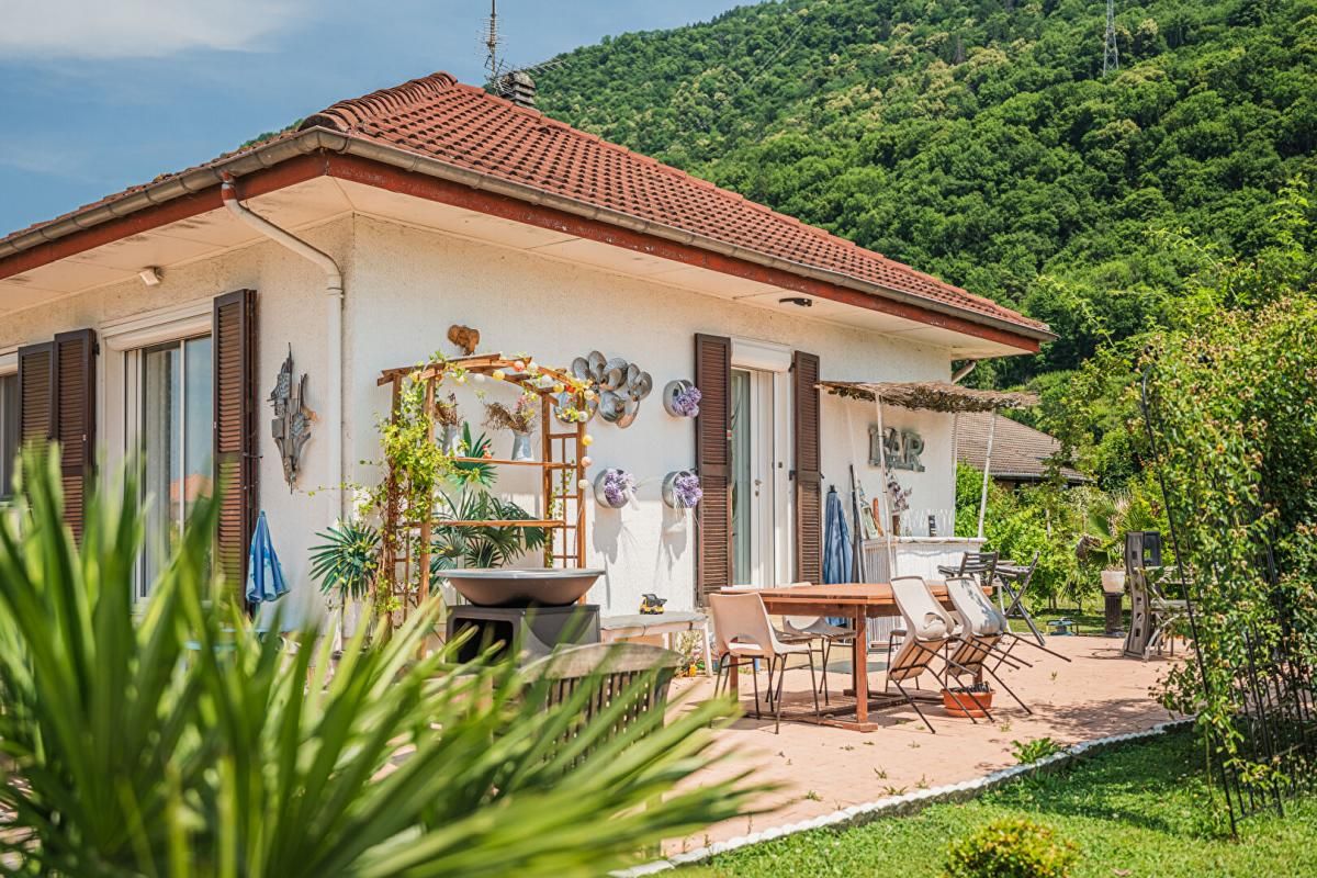 LE CHEYLAS Maison dans lotissement calme - Le Cheylas 38570 - 3 pièces et 2 garages 1