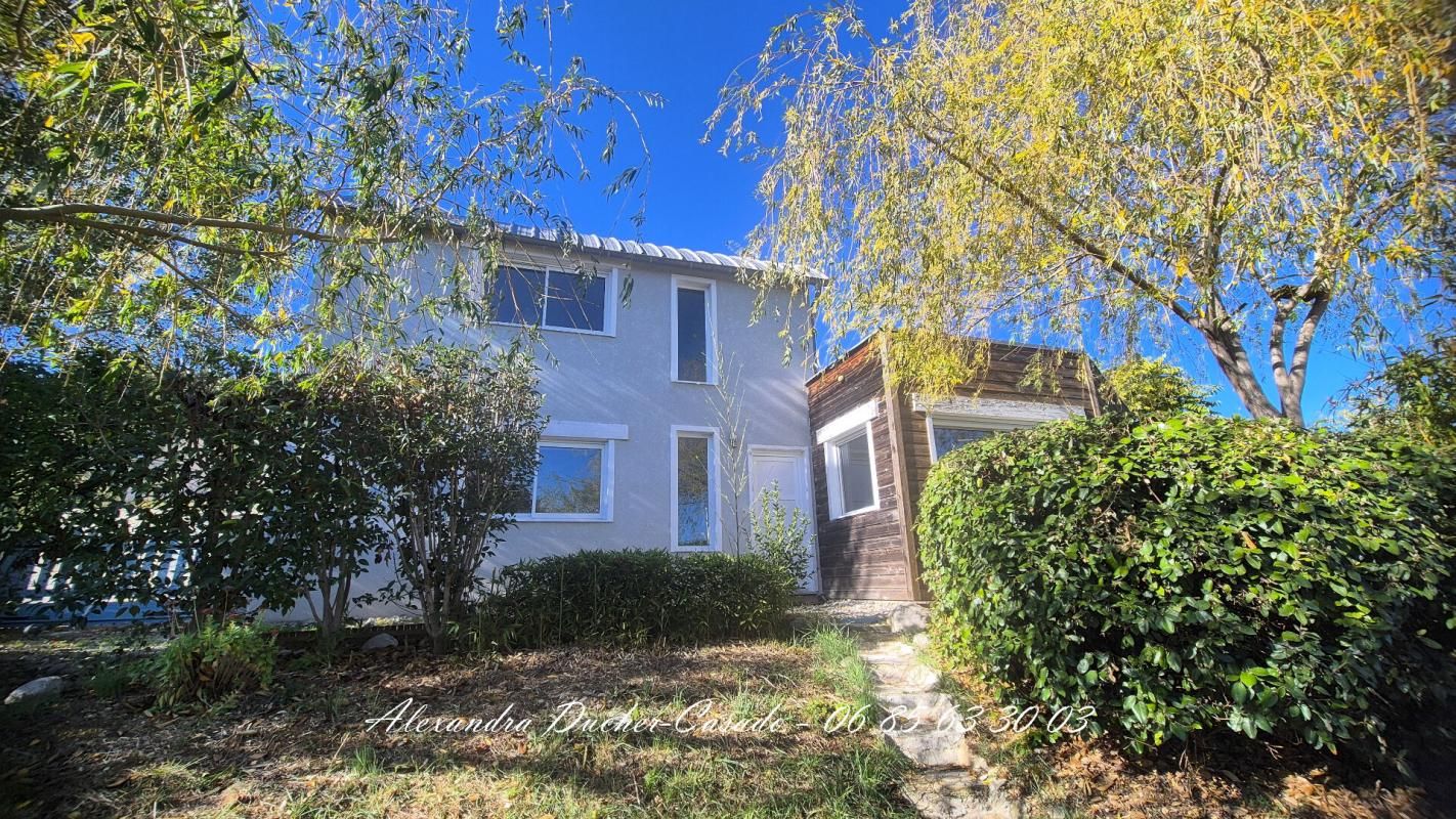 PEYRUIS Une maison pas comme les autres à Peyruis (04310) 3