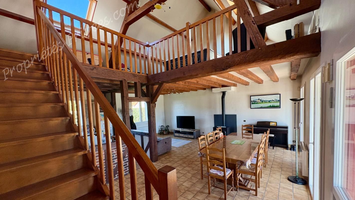 MASLIVES Maison Maslives 6 pièce(s) 115 m2 2