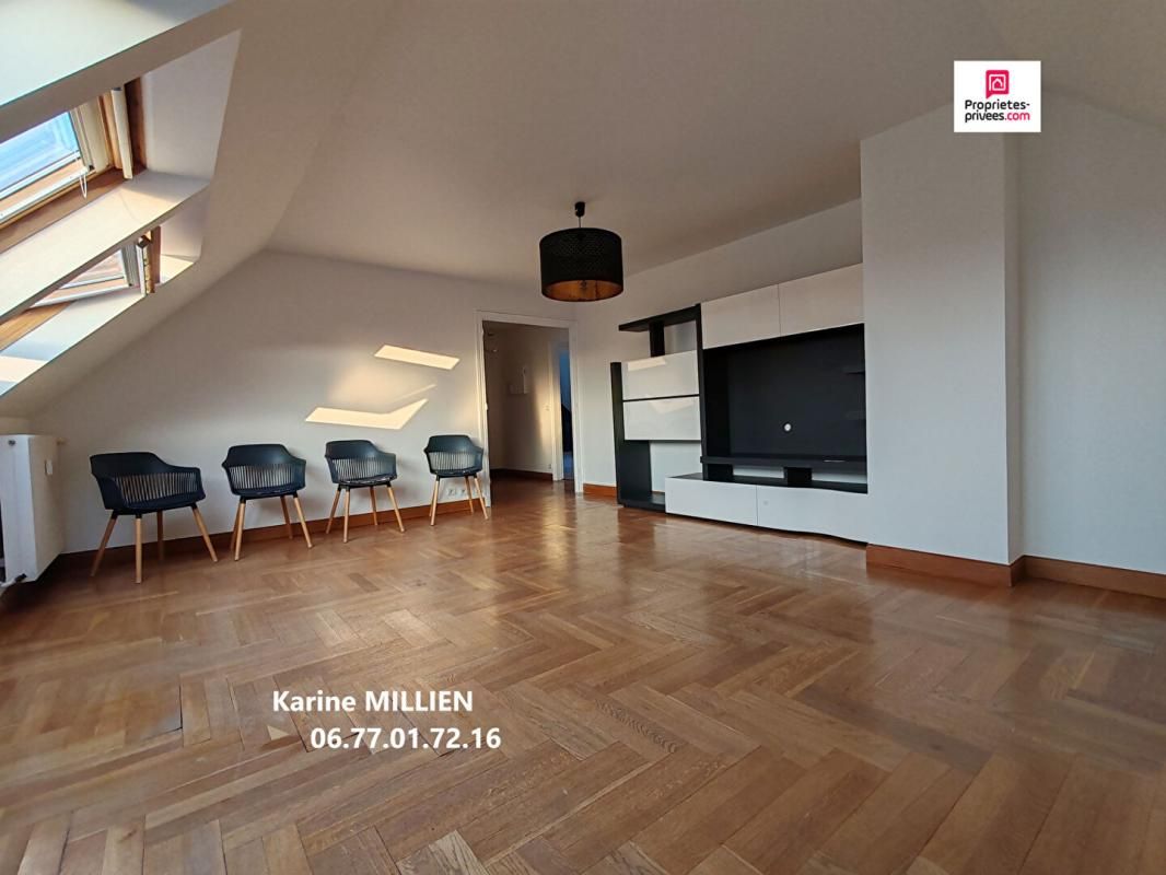 DREUX DREUX 28100 Appartement de type T4 - Ascenseur - Place de parking en sous-sol - Cave - 154900 HAI 1