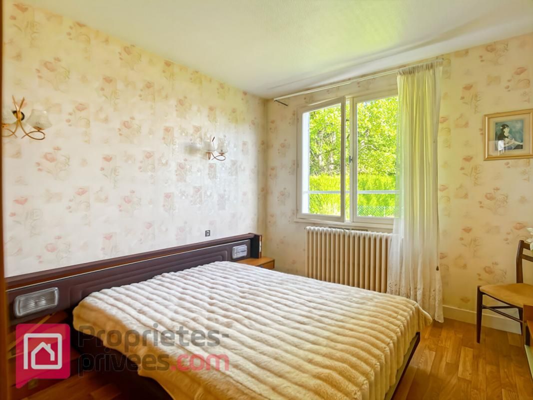 CHATEL-CENSOIR Maison Chatel Censoir 4 pièce(s) 80 m2 4