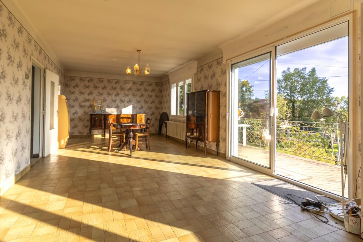 GIEVRES Maison Gièvres 6 pièce(s) 142 m2 2