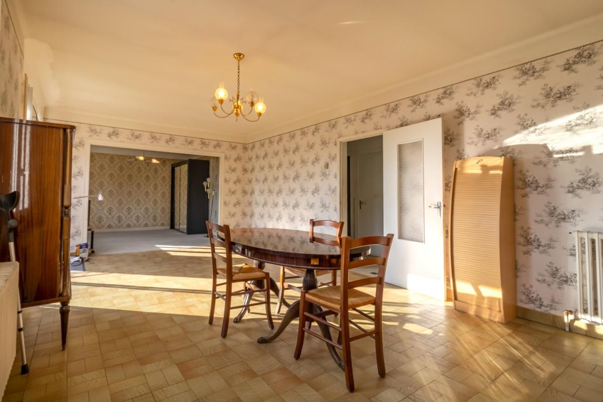 GIEVRES Maison Gièvres 6 pièce(s) 142 m2 4