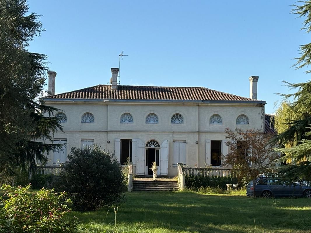LAMOTHE-LANDERRON CHARME ET POTENTIEL : BELLE CHARTREUSE 1820 À FAIRE REVIVRE 4