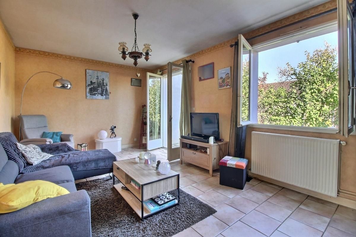 BRIVE-LA-GAILLARDE Exclusivité ? Maison T5 - 3 chambres + garage, TERRASSE et jardin ? opportunité à saisir à BRIVE OUEST ! 2