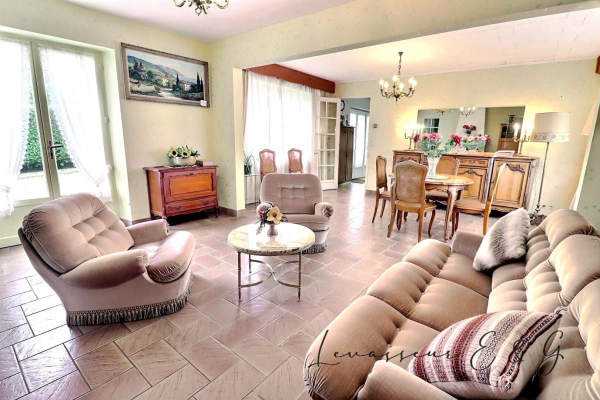 ANGY ANGY 60250 - Longère 4 chambres 185m² sur environs 1000m² de terrain 2