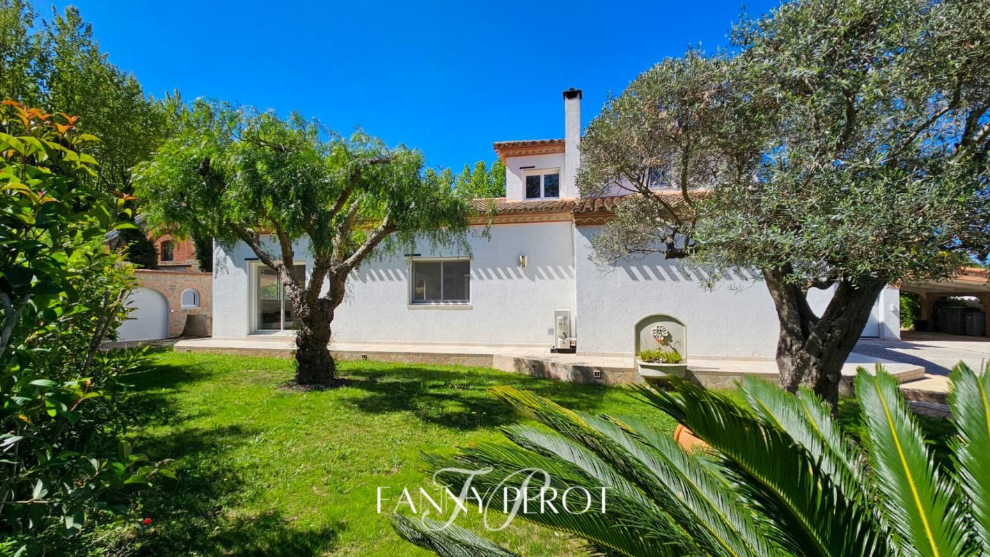 SAINT-CYPRIEN ST-CYPRIEN - Villa d'exception de 194m² à 3 minutes des plages 2