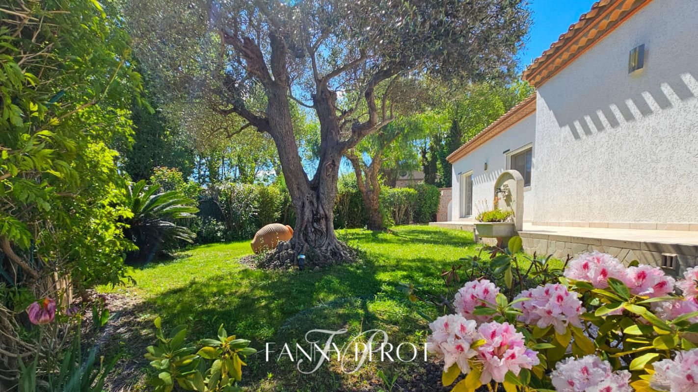 SAINT-CYPRIEN ST-CYPRIEN - Villa d'exception de 194m² à 3 minutes des plages 3