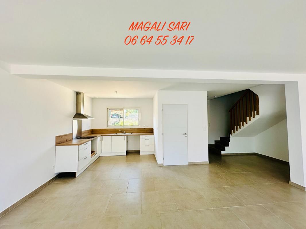 SAINT-CHRISTOL-LES-ALES Villa Saint Christol Lez Ales 4 pièce(s) 95 m2 4