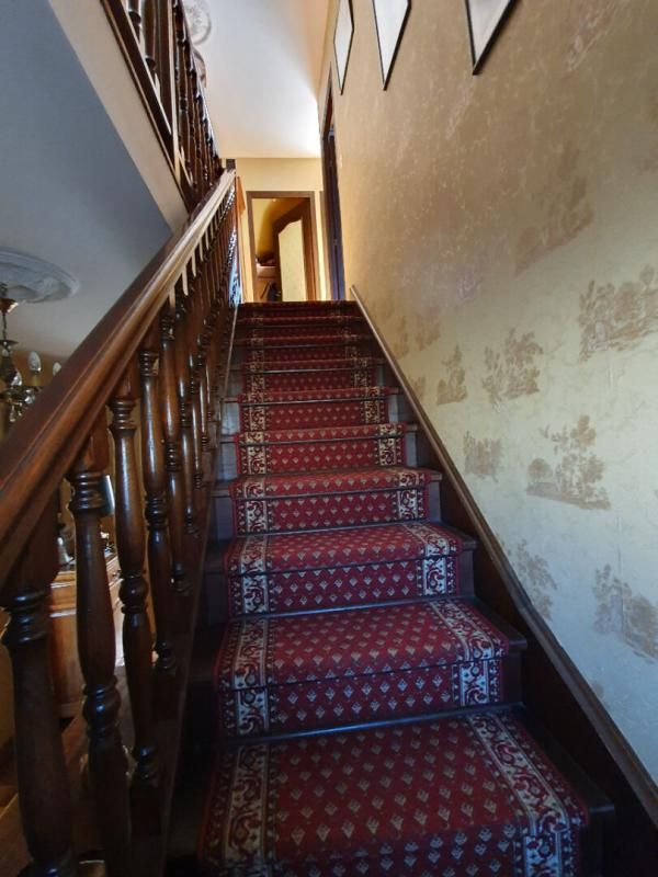 CHATEAUROUX Maison 5 pièce(s) 118 m2 4 chambres s/sol jardin 770 m2 4