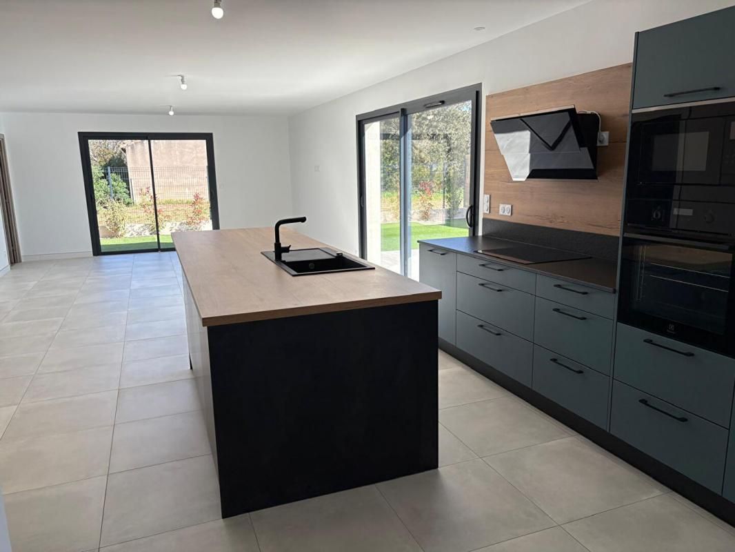 PAULHAN Villa T5 de 2023 avec 97 m2 habitables sur 500m² de jardin 3