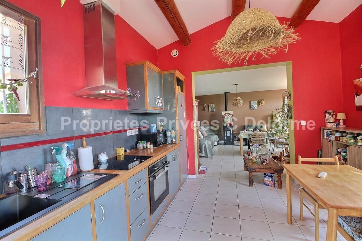 ISSIRAC Barjac Goudargues, VIAGER OCCUPE SUR 1 TETE , Villa de 2011, Issirac 30760, 2 chambres ,95.4 m2 avec terrain de 4276m2 3