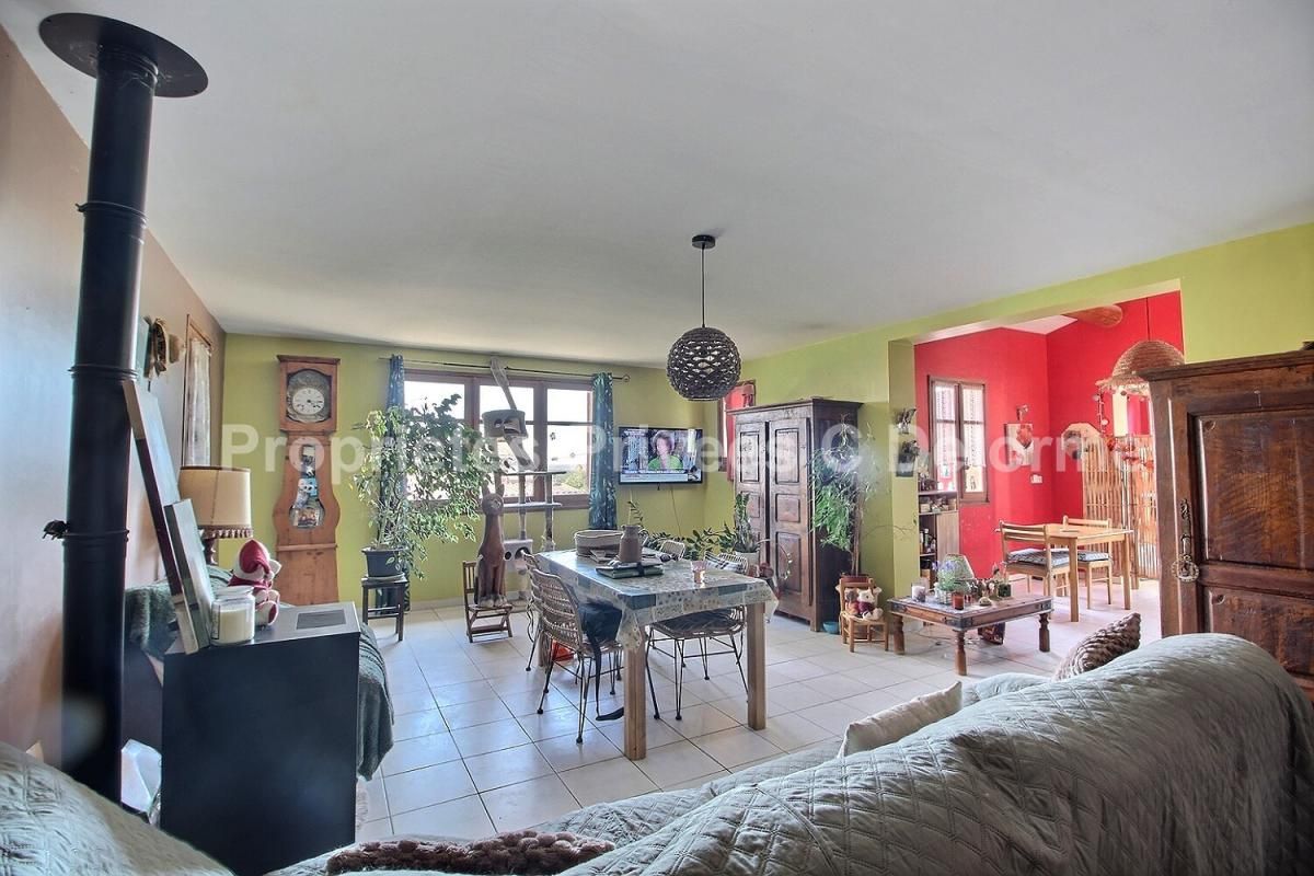ISSIRAC Barjac Goudargues, VIAGER OCCUPE SUR 1 TETE , Villa de 2011, Issirac 30760, 2 chambres ,95.4 m2 avec terrain de 4276m2 4