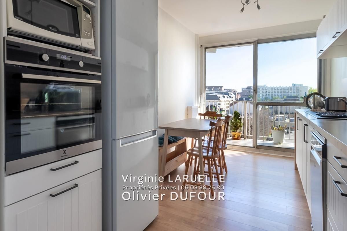 ROUEN ROUEN CENTRE appartement avec balcon, 4 chambres, cave et 2 parking 4