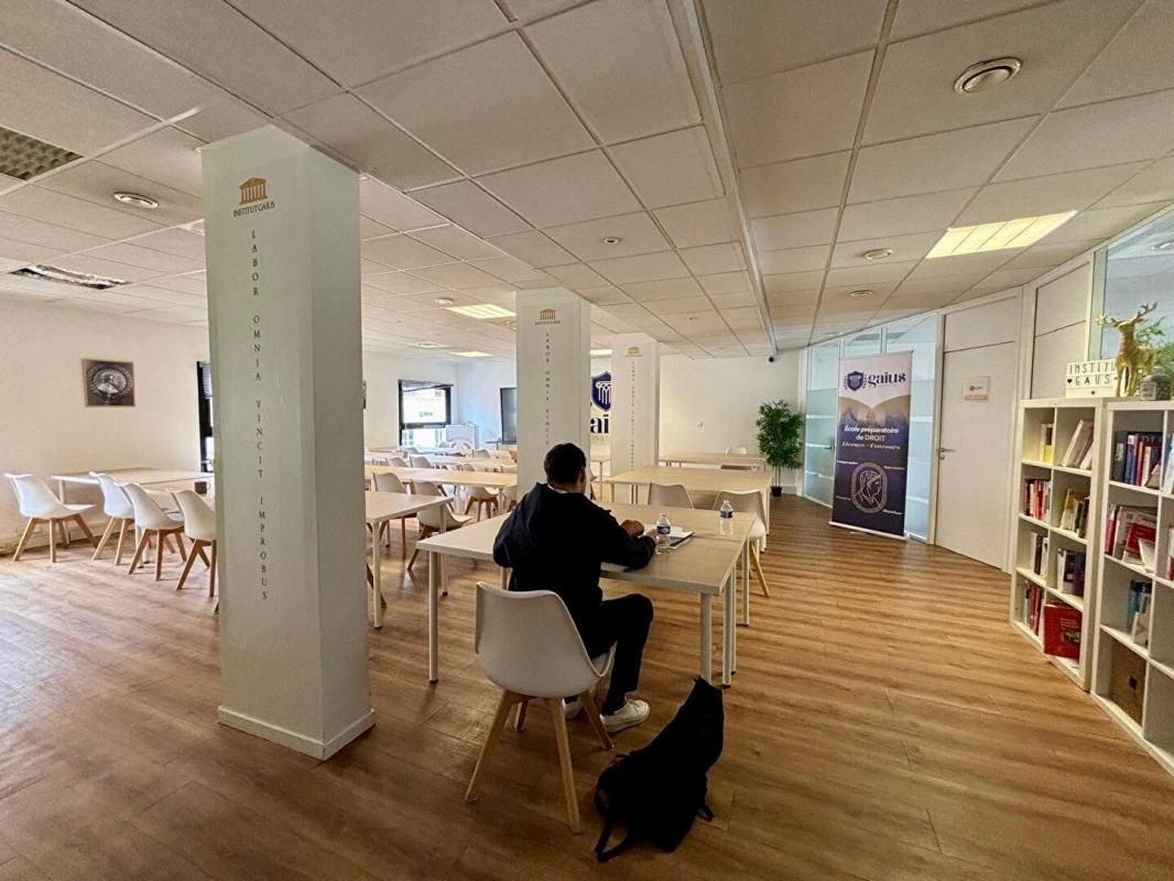 LYON-7E-ARRONDISSEMENT Vente Bureaux rue de l université Lyon 7ème 3