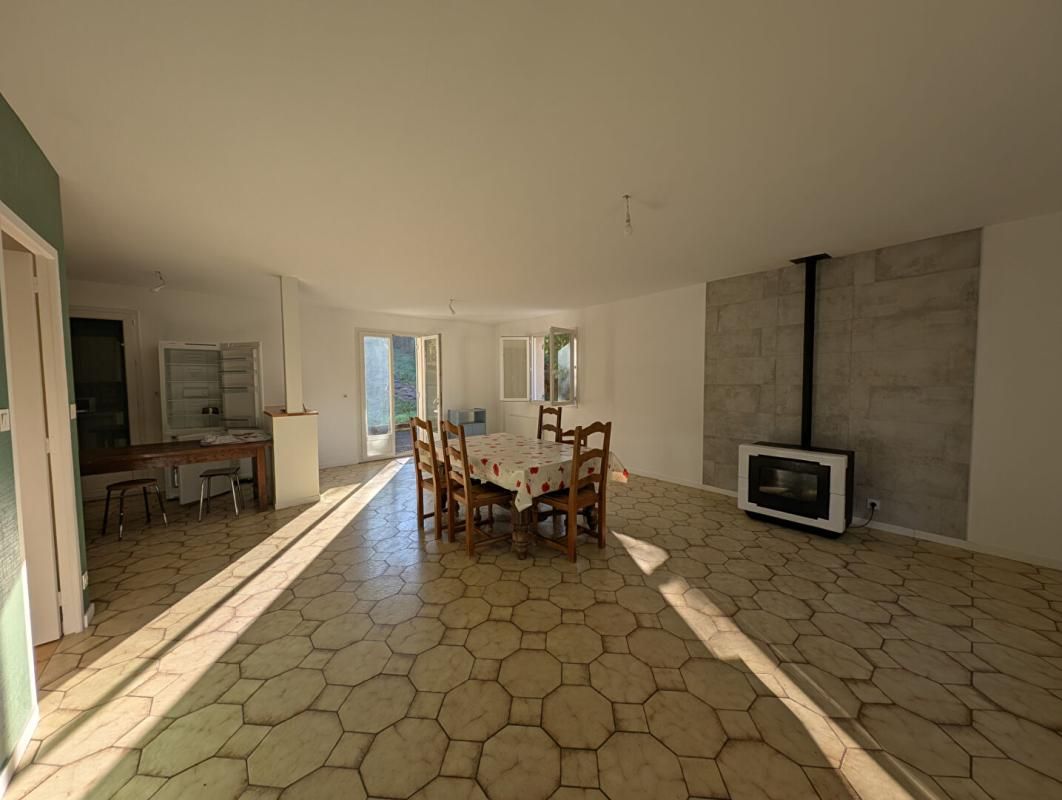 COULOUNIEIX-CHAMIERS Maison Coulounieix Chamiers 6 pièce(s) 2