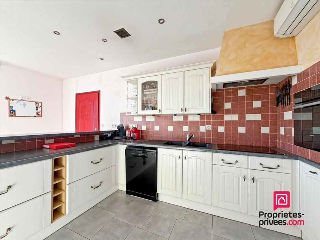 GUILLON Maison Guillon Terre Plaine 5 pièce(s) 106.30 m2 3