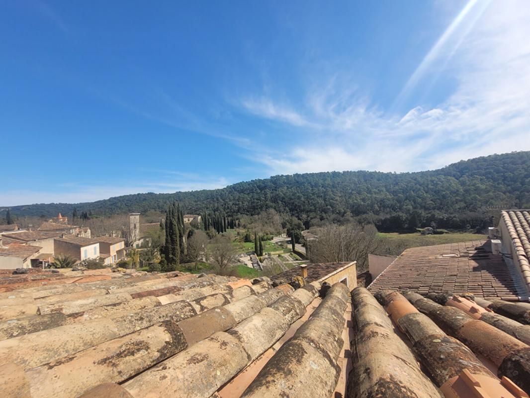 VINS-SUR-CARAMY VINS SUR CARAMY - Maison de village de 141 m2 A RENOVER 1