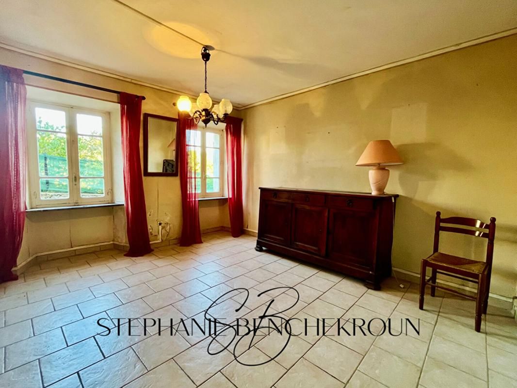 SALSIGNE Maison Salsigne 6 pièce(s) 75 m2 2