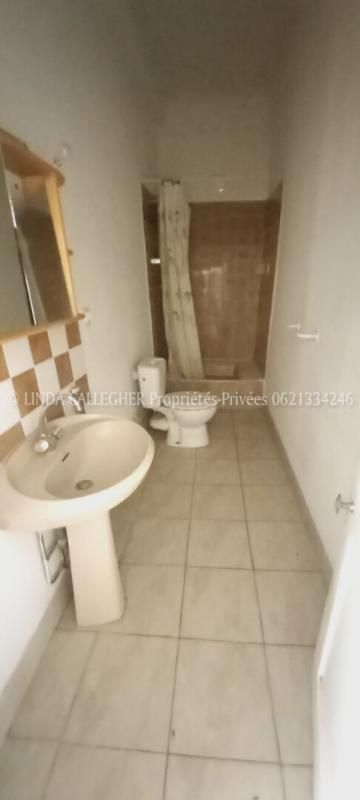 SAINT-ETIENNE-ESTRECHOUX Immeuble de 7 appartements libres 466m2 2
