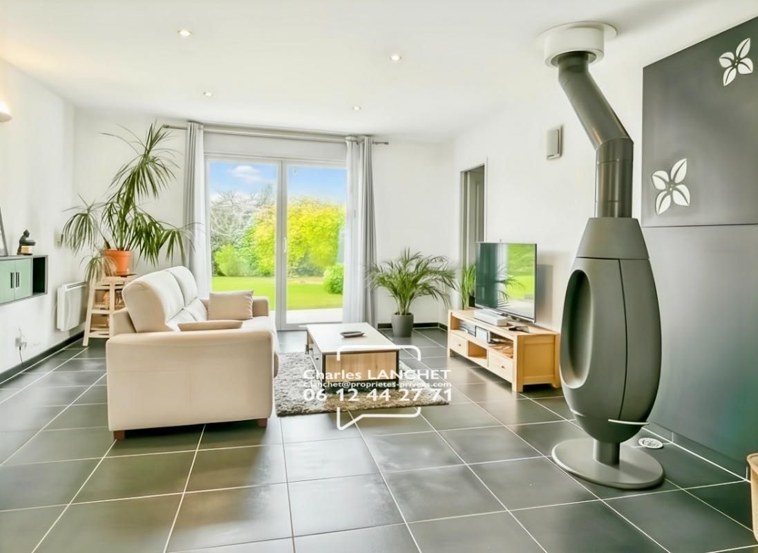 VERTEUIL-SUR-CHARENTE Maison 5 pièces 108 m² 3