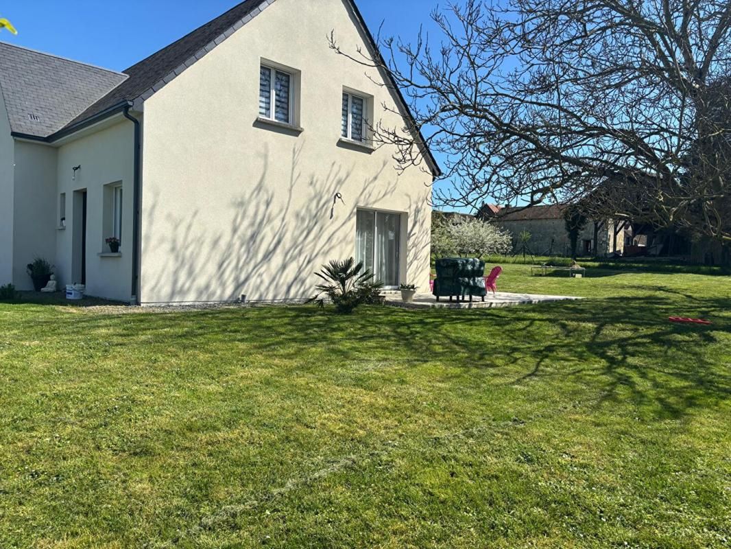 PERRUSSON Maison Perrusson 7 pièce(s) 136 m2 2