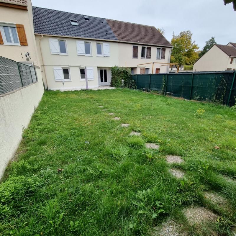 Proche gare Sevran-Livry RER B. Secteur LES SABLONS . Maison 6 chambres