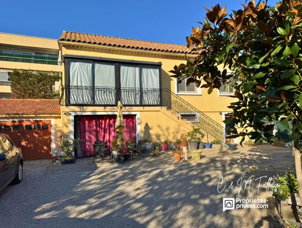 LAPALUD Maison au calme avec double habitation- LAPALUD 4