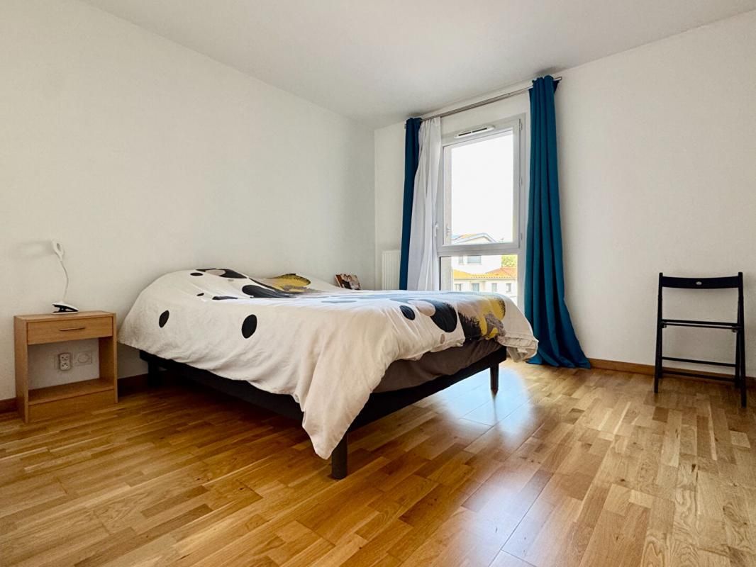 GENAS Appartement Genas 4 pièce(s) 82 m2 2