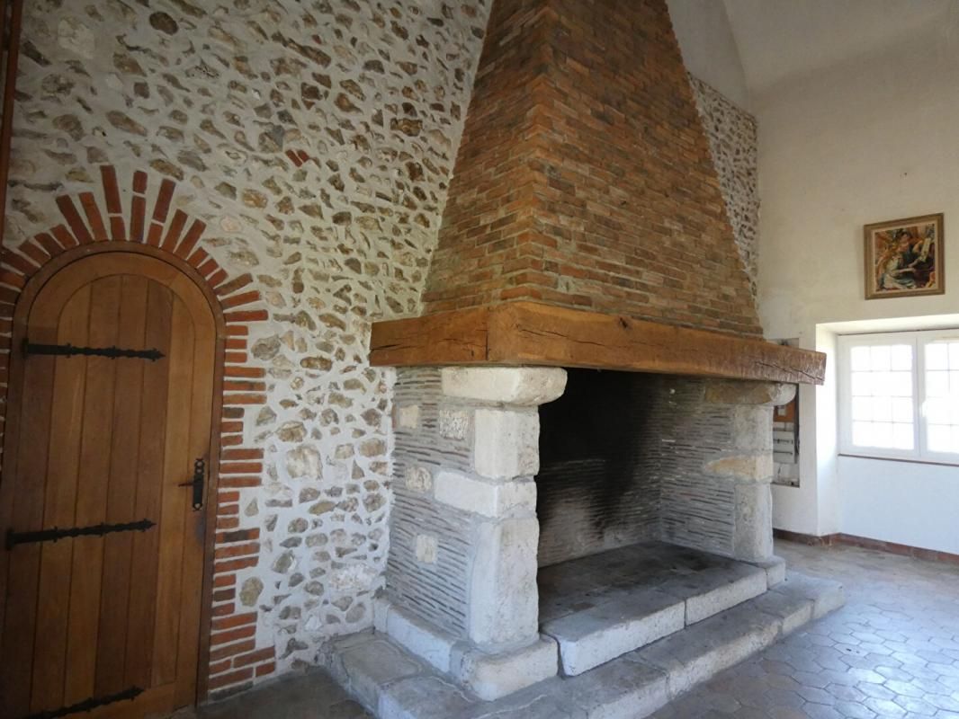 MARVILLE-MOUTIERS-BRULE Maison familiale 2