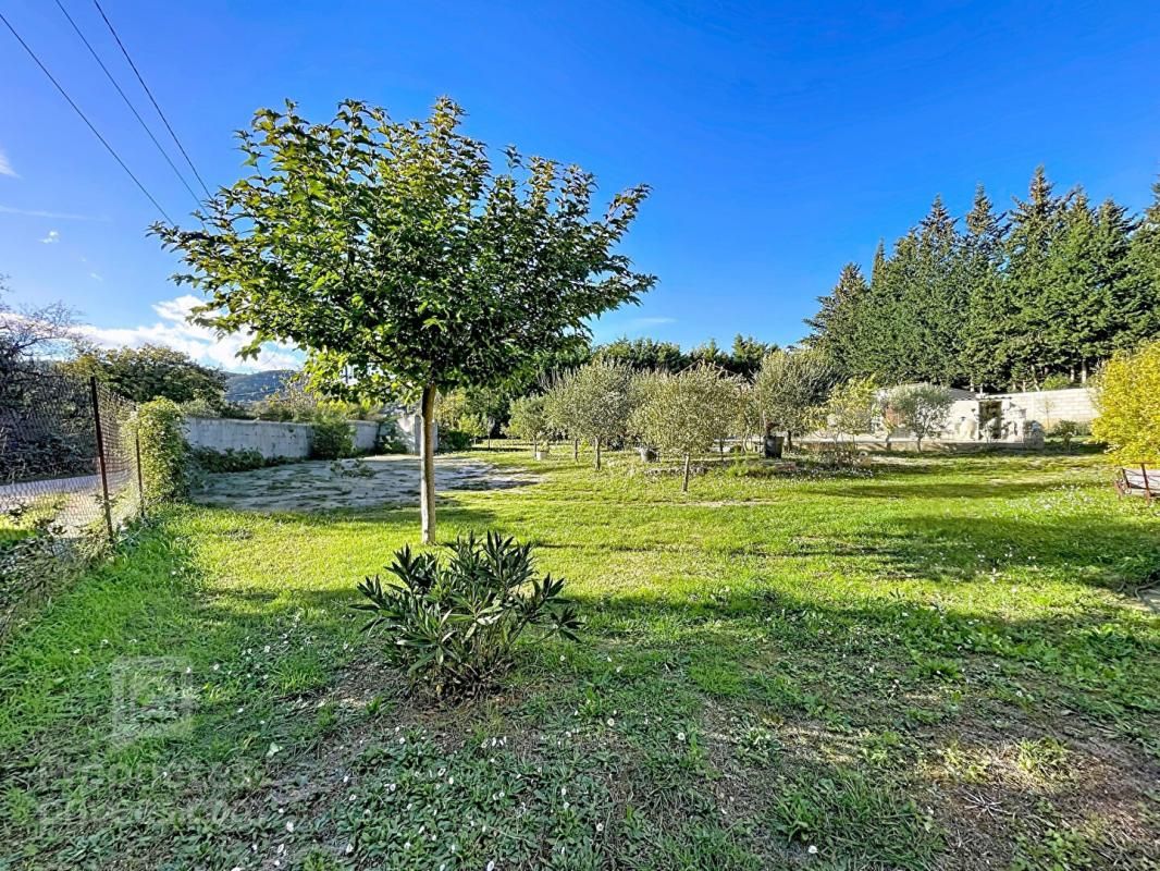 SAINT-MAXIMIN-LA-SAINTE-BAUME VILLA 4