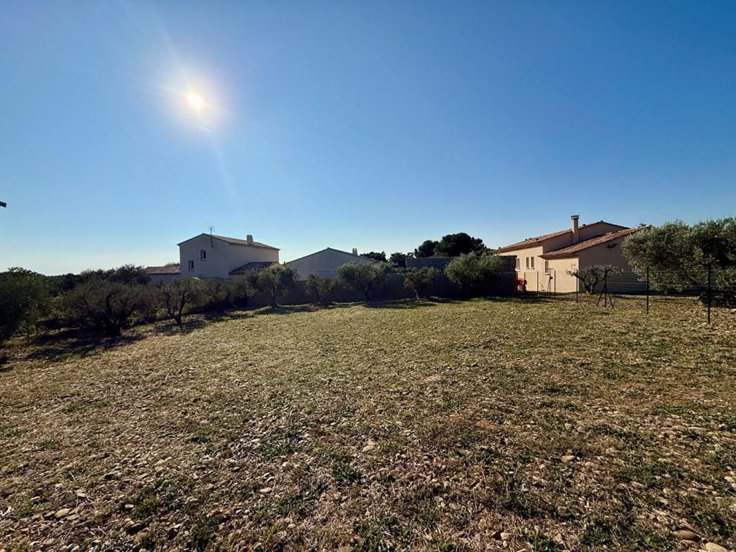 AUREILLE Exclusivité - TERRAIN 700m2 - AUREILLE 3