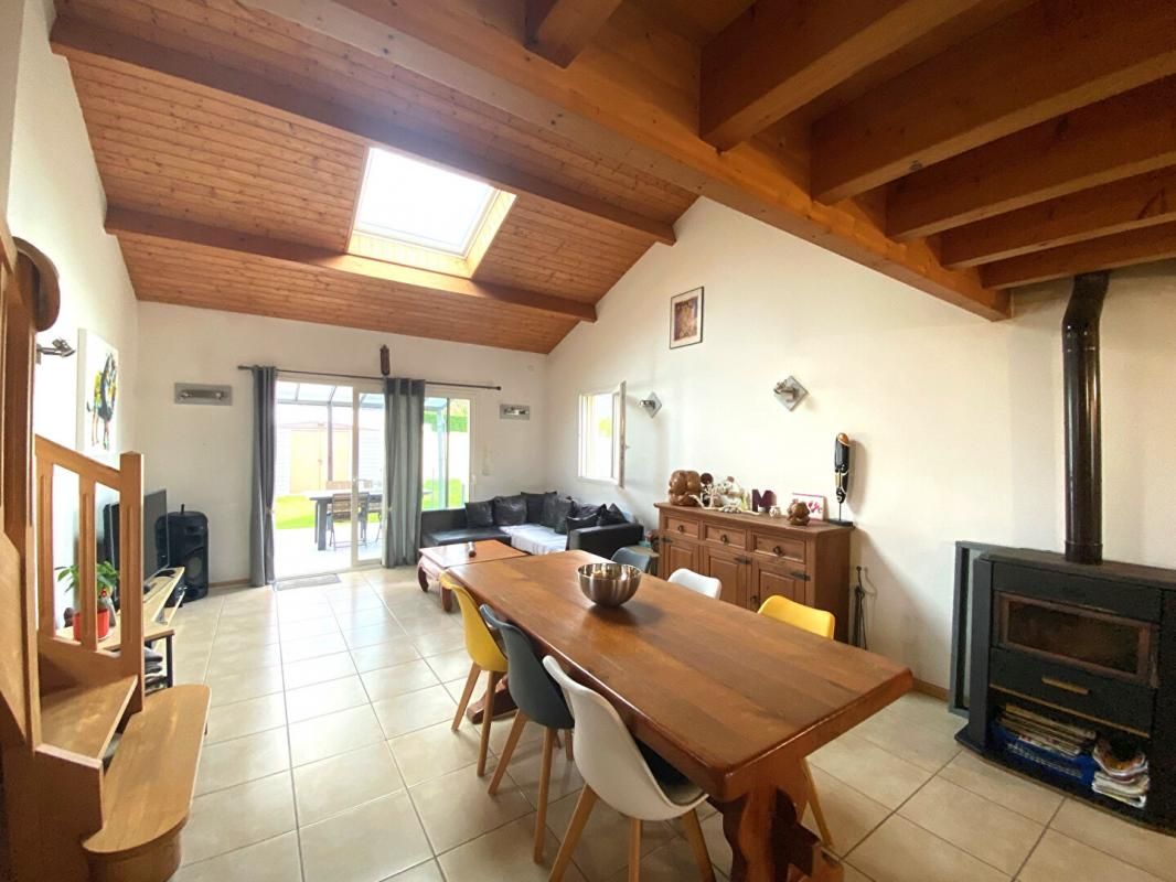 SAINTE-PAZANNE MAISON 3 CHAMBRES - 95 M² - 44680 SAINTE PAZANNE - BUDGET 254 800 HAI 4